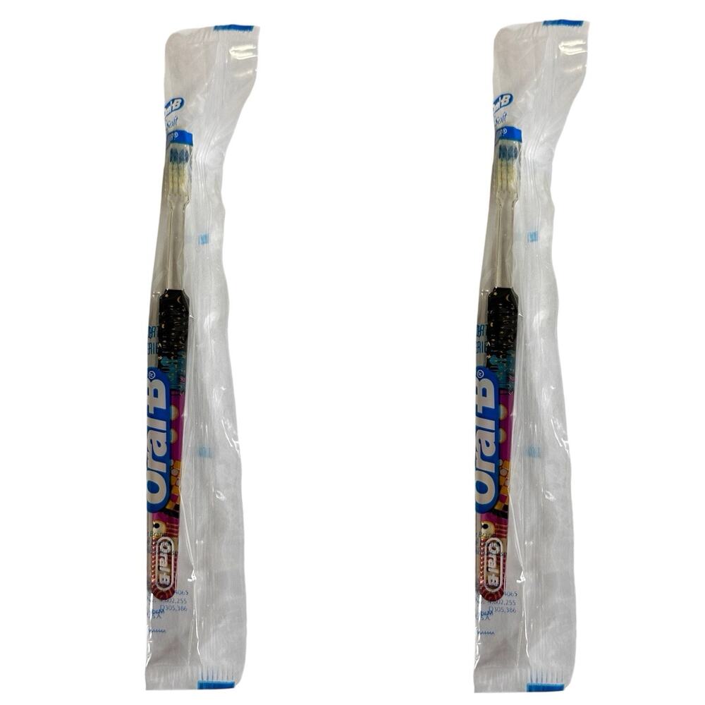 Vtg Oral B 35 Soft Toothbrush ART SERIES Indicator Bristles Made in USA Lot of 2